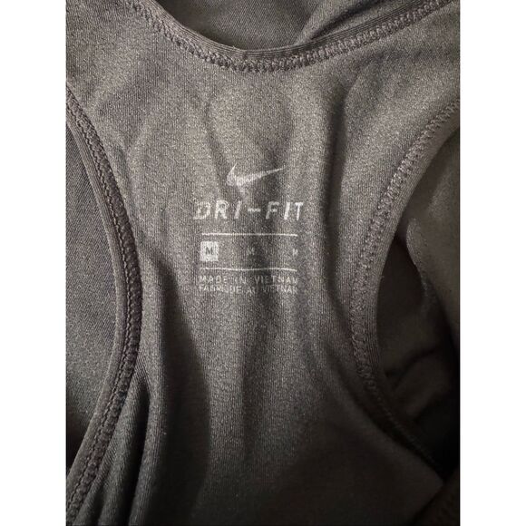 Nike Dri-Fit Black Racerback Athletic Tank Top – Women’s Medium | Running Workou - Picture 7 of 7